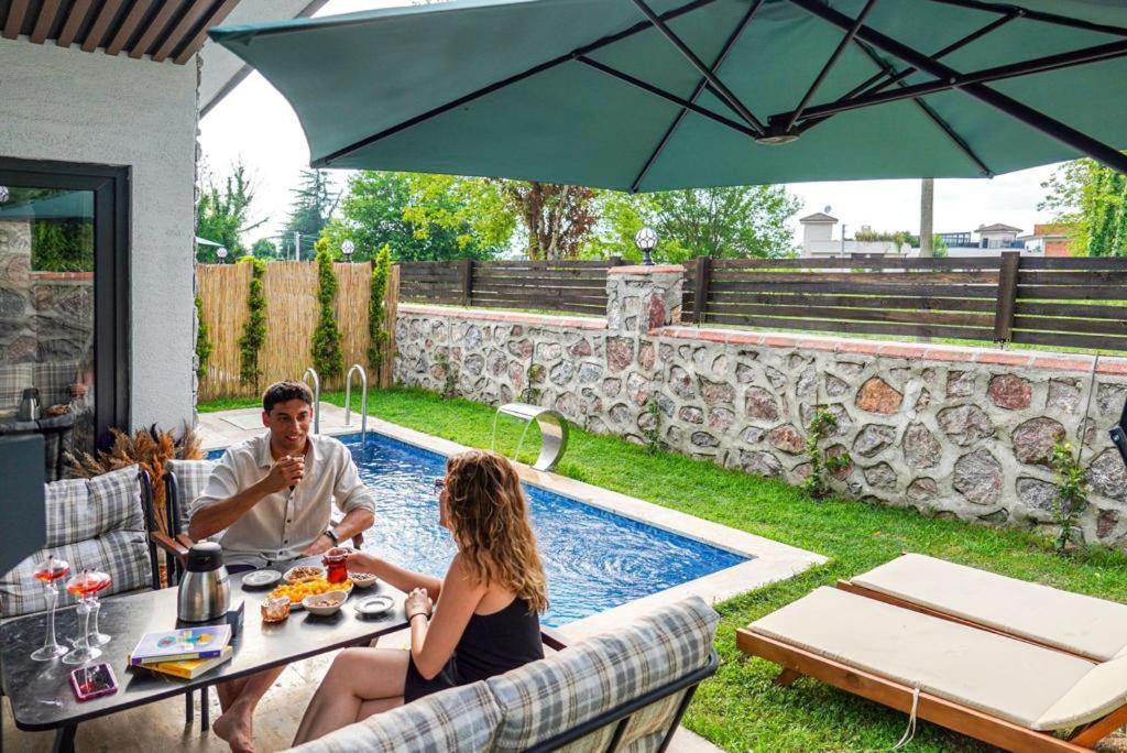 Vital Home Sapanca Isitmali Havuzlu Villa&Bungalov Exteriér fotografie