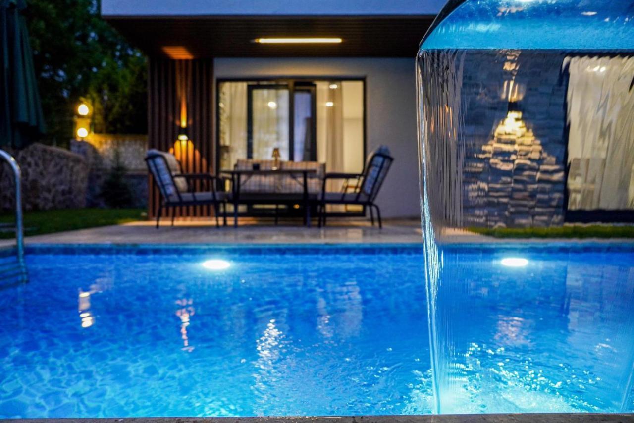 Vital Home Sapanca Isitmali Havuzlu Villa&Bungalov Exteriér fotografie