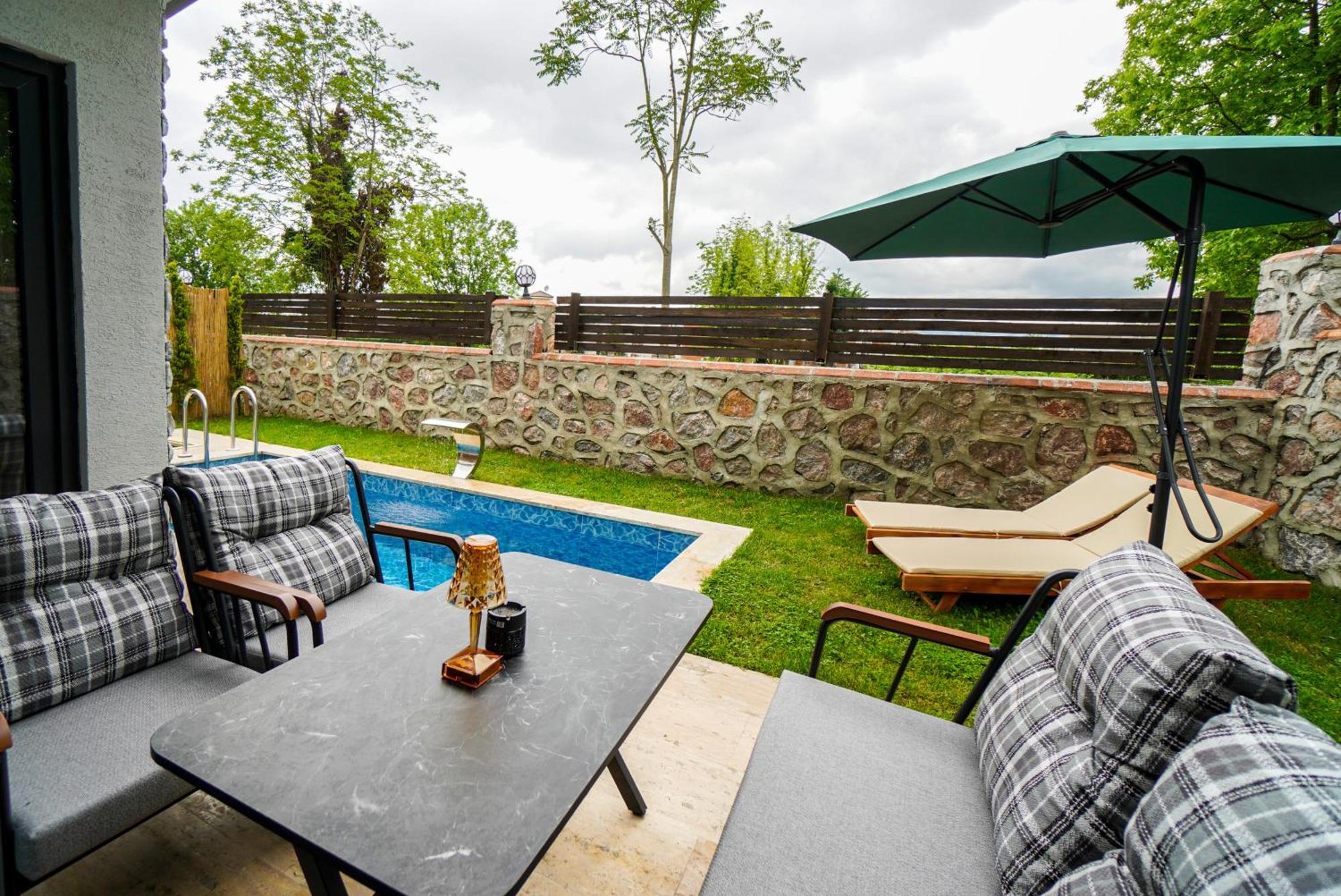 Vital Home Sapanca Isitmali Havuzlu Villa&Bungalov Exteriér fotografie